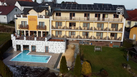 Eröffnung Zubau Hotel Rockenschaub in Liebenau