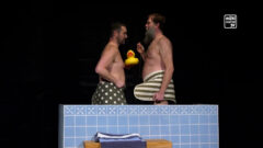 Theater St. Oswald b. Fr: „Die Ente bleibt draußen“ von Loriot